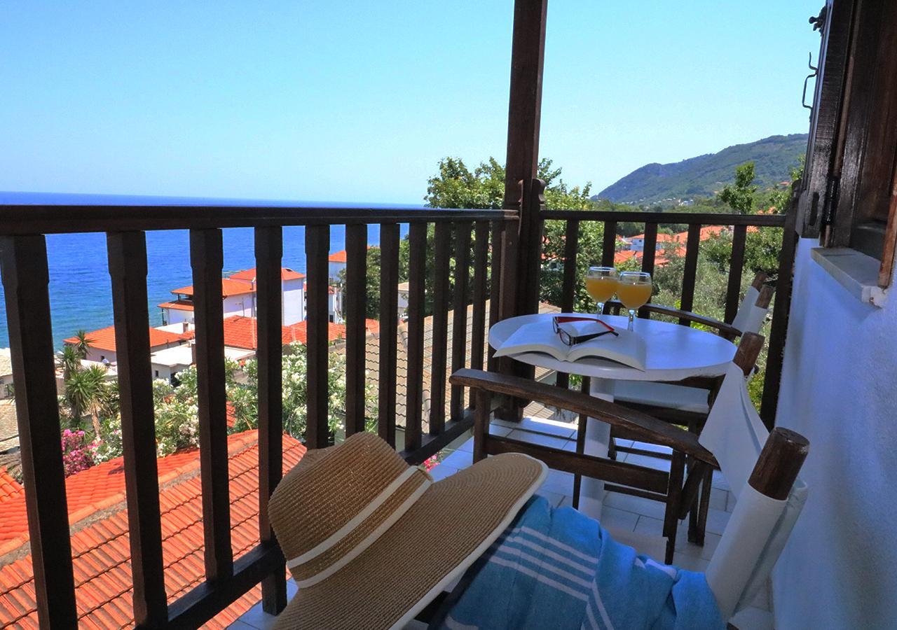 Boutique Hotel Kentrikon & Bungalows Agios Ioannis  Exterior photo